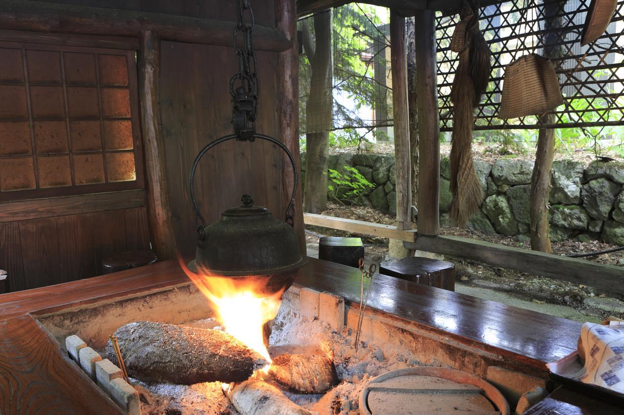 ホテル 湯元 長座 高山市 エクステリア 写真